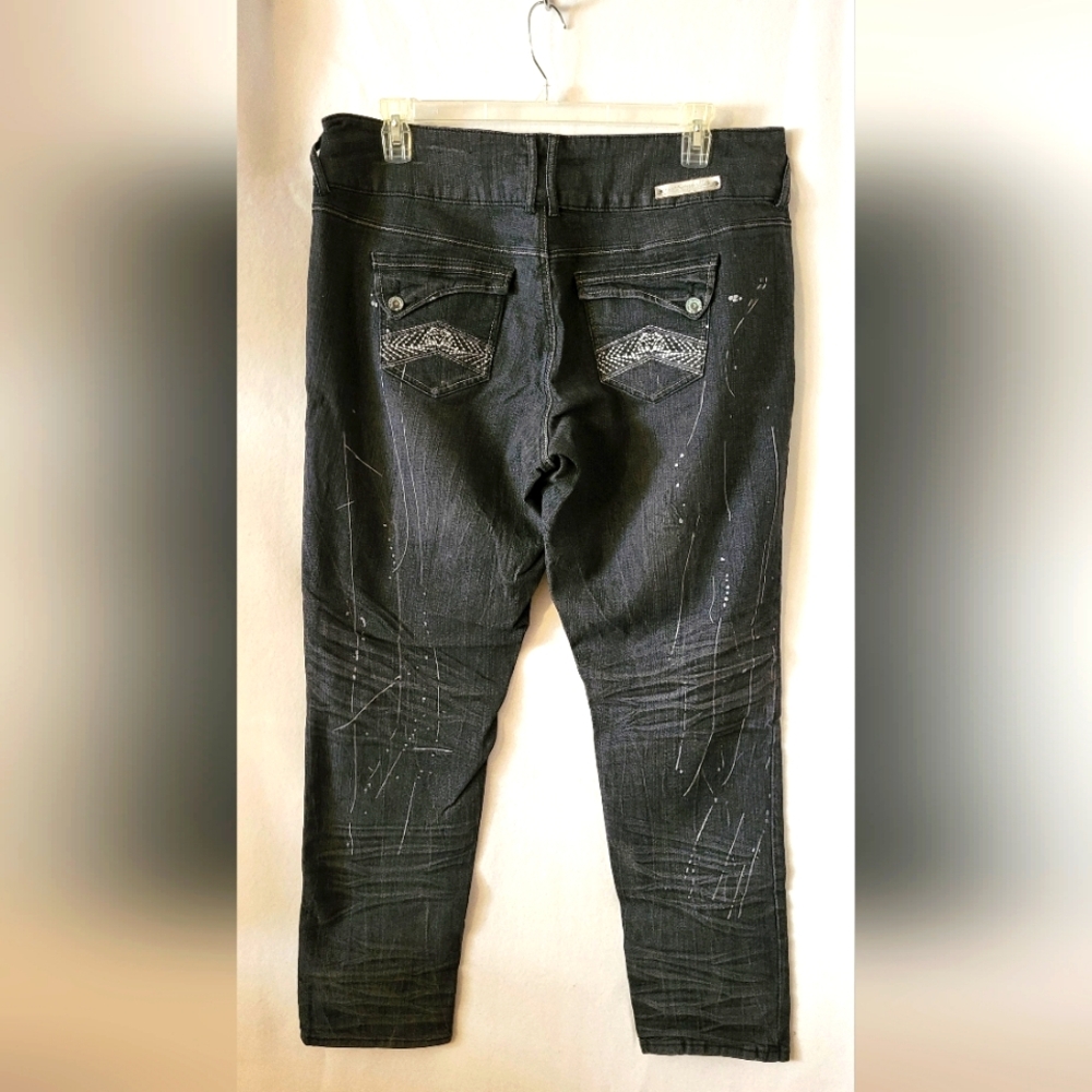 Amost Famous Black Platered Paint Jeans Size 20
